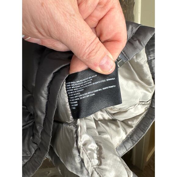 Bernardo Women's Large Gray Shiny Goose Down Vest Full Zip - Picture 6 of 6